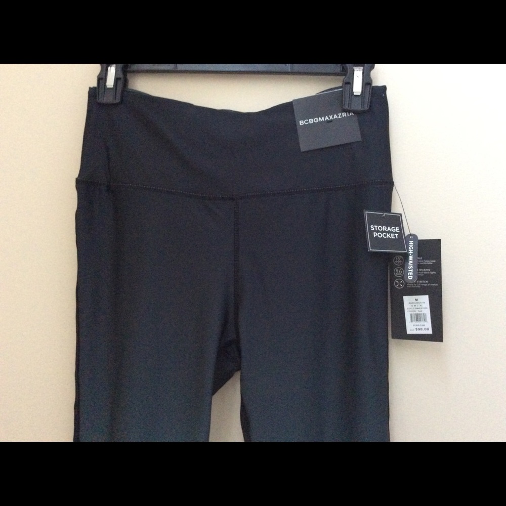 NWT BCBGMAXAZRIA Performance Wear Medium